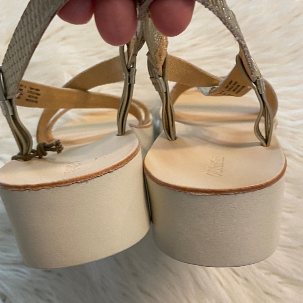 OluKai Women's Sandals in Metallic Gold size 10W brand new see all photos - Picture 10 of 12